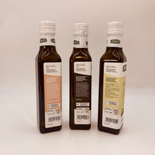 Lade das Bild in den Galerie-Viewer, 3-er Set Olivenöl Levante Al Gusto di tartufo, aglio, rosmario - extra vergine di olivia