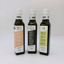 Lade das Bild in den Galerie-Viewer, 3-er Set Olivenöl Levante Al Gusto di tartufo, aglio, rosmario - extra vergine di olivia