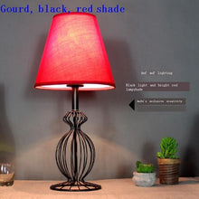 Lade das Bild in den Galerie-Viewer, Tischlampe Schlüsselanhänger Style - Retro Style