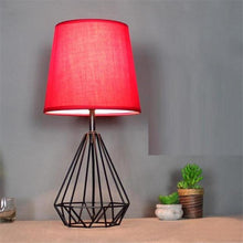 Lade das Bild in den Galerie-Viewer, Tischlampe Schlüsselanhänger Style - Retro Style