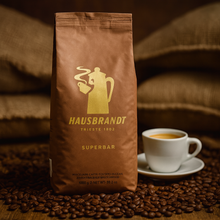 Lade das Bild in den Galerie-Viewer, Kaffeebohnen mit Tüte und Espressotasse
