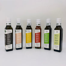 Lade das Bild in den Galerie-Viewer, Geschenke- &amp; Probier-Set 6x aromatisierte Levante Olivenöle - extra vergine di olivia
