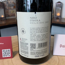 Lade das Bild in den Galerie-Viewer, Nero D’avola 2021 - Mandrarossa - Sicilia DOC 0,75l
