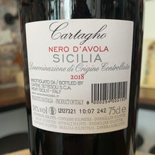 Lade das Bild in den Galerie-Viewer, Carthago 2018 - Mandrarossa - Sicilia DOC 0,75l
