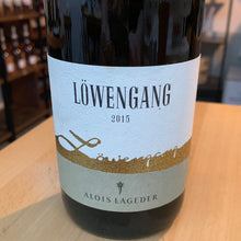 Lade das Bild in den Galerie-Viewer, Chardonnay Alto Adige DOC, Alois Lageder, Südtirol 2021 DOC 0,75l

