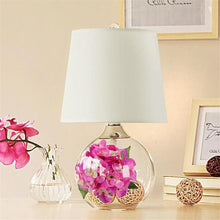 Lade das Bild in den Galerie-Viewer, Tischlampe - Deco Maison Table Bedside Light
