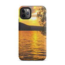 Lade das Bild in den Galerie-Viewer, Sunndowning am Tegernsee in St. Quirin Hardcase iPhone Handyhülle

