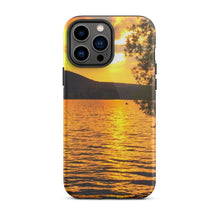 Lade das Bild in den Galerie-Viewer, Sunndowning am Tegernsee in St. Quirin Hardcase iPhone Handyhülle
