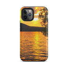 Lade das Bild in den Galerie-Viewer, Sunndowning am Tegernsee in St. Quirin Hardcase iPhone Handyhülle
